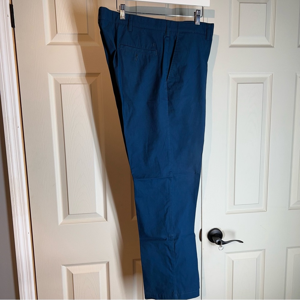 Haggar men’s pants blue size 38x32 straight fit